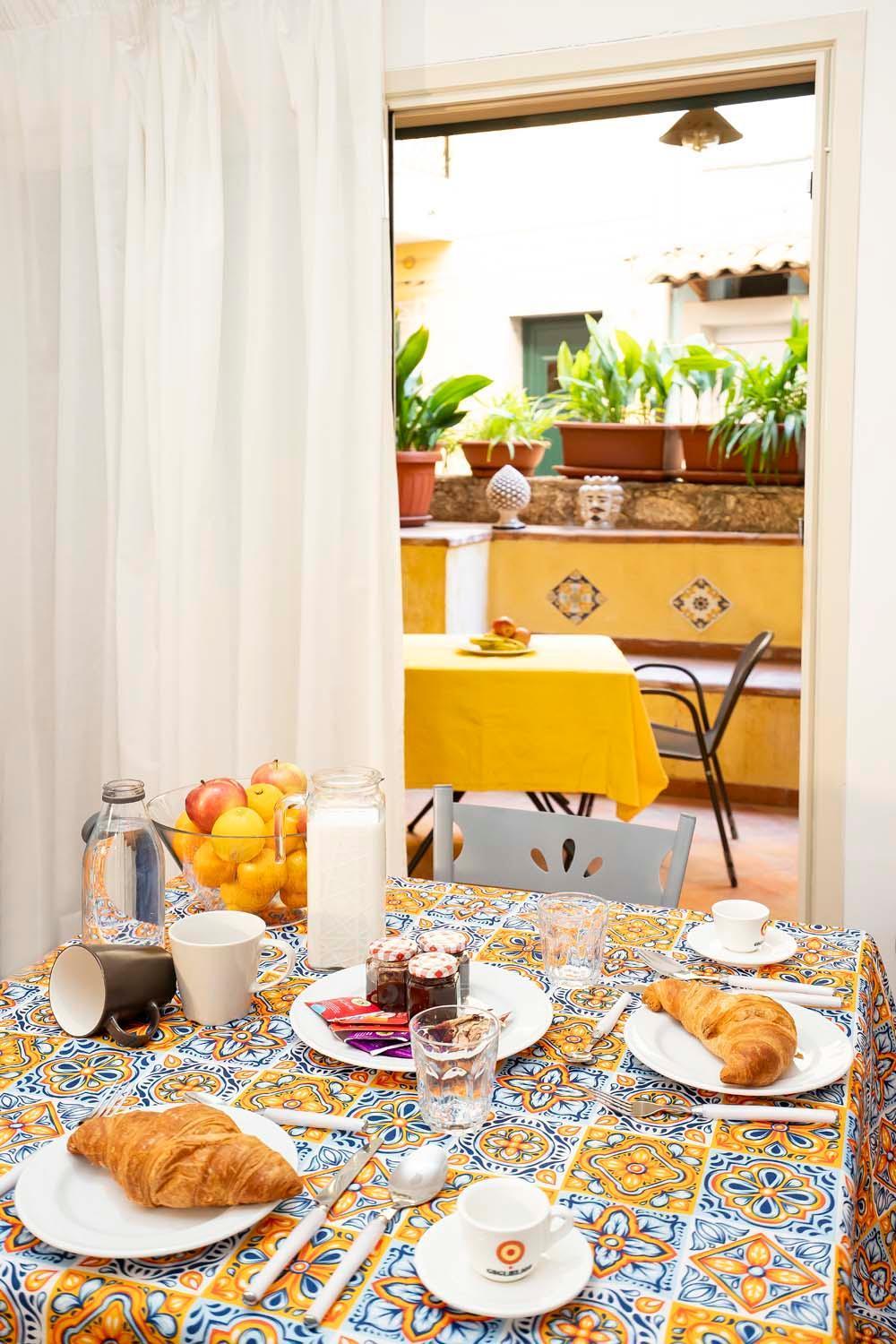 Le Tartarughe Aparthotel Летояни Екстериор снимка