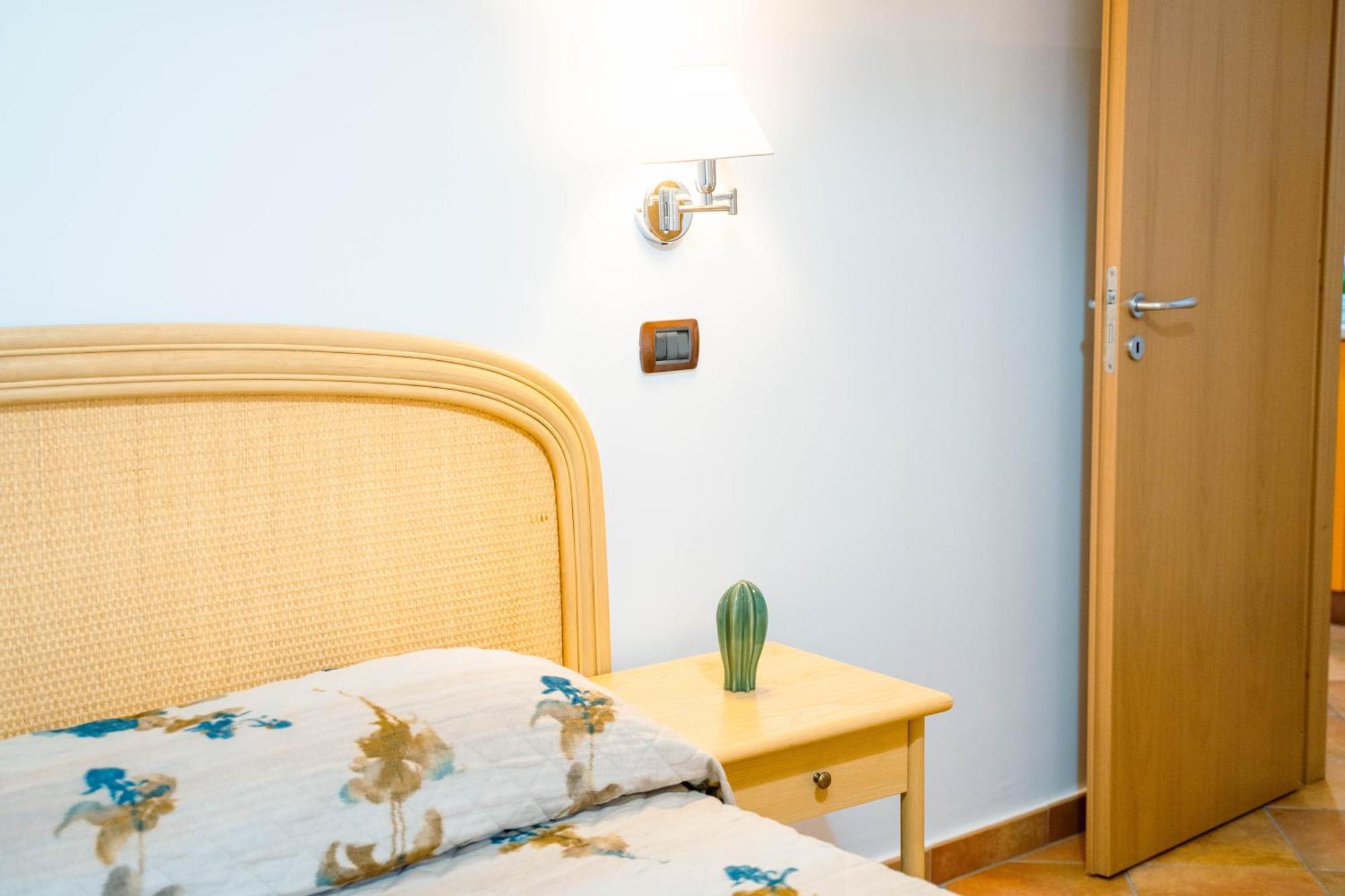 Le Tartarughe Aparthotel Летояни Екстериор снимка